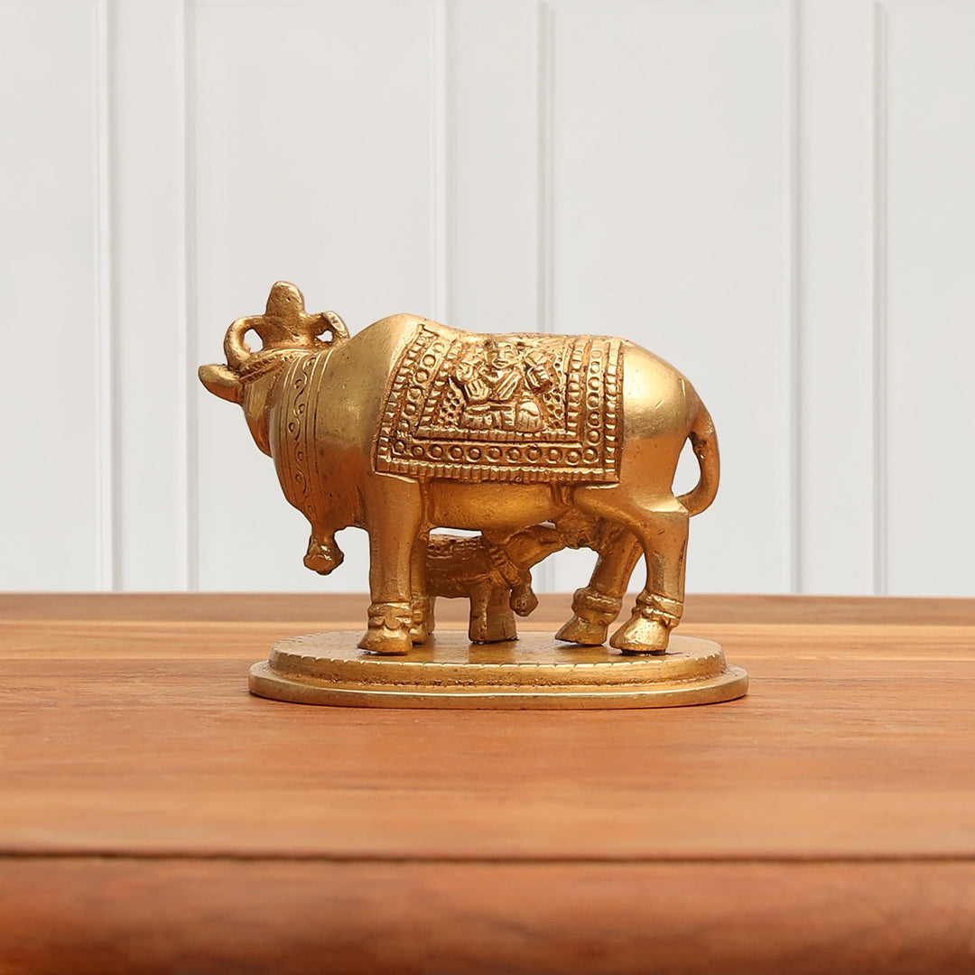 Brass Kamdhenu Cow With Calf Idol (2.5 Inch)