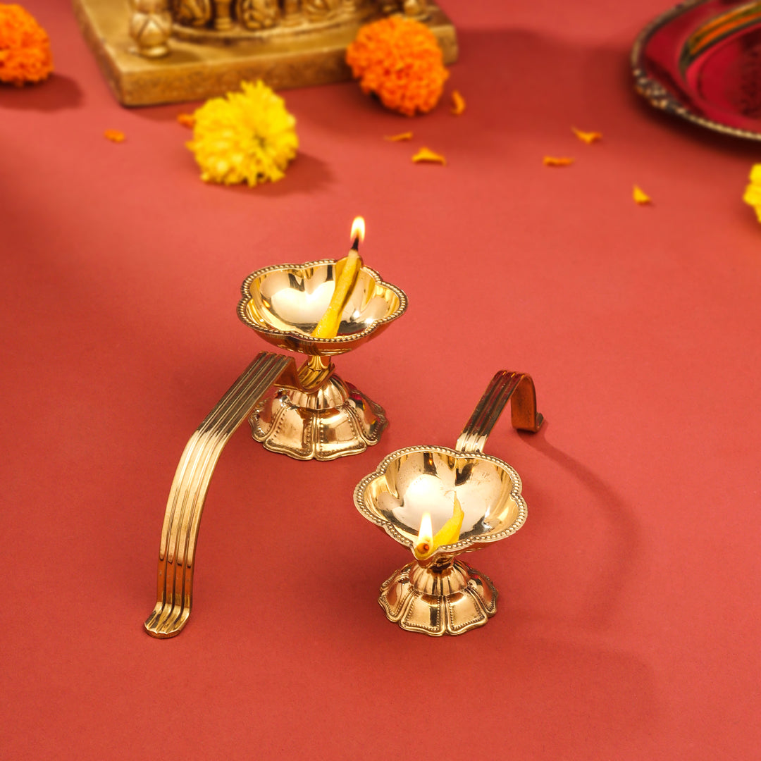 Brass Aarti Diya With Handle
