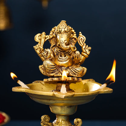 Brass Ganesha Diya/Lamp (12.5 Inch)