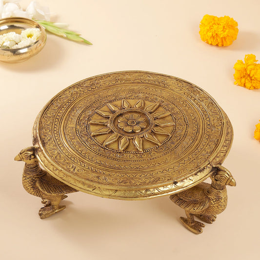Brass Superfine Chowki With Peacock Pillars (5")