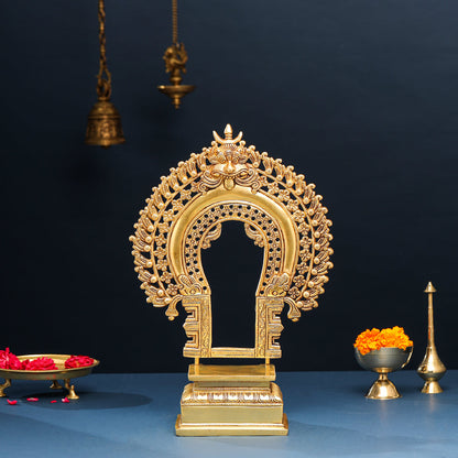 Brass Singhasan With Prabhavali Craft (18 Inch)