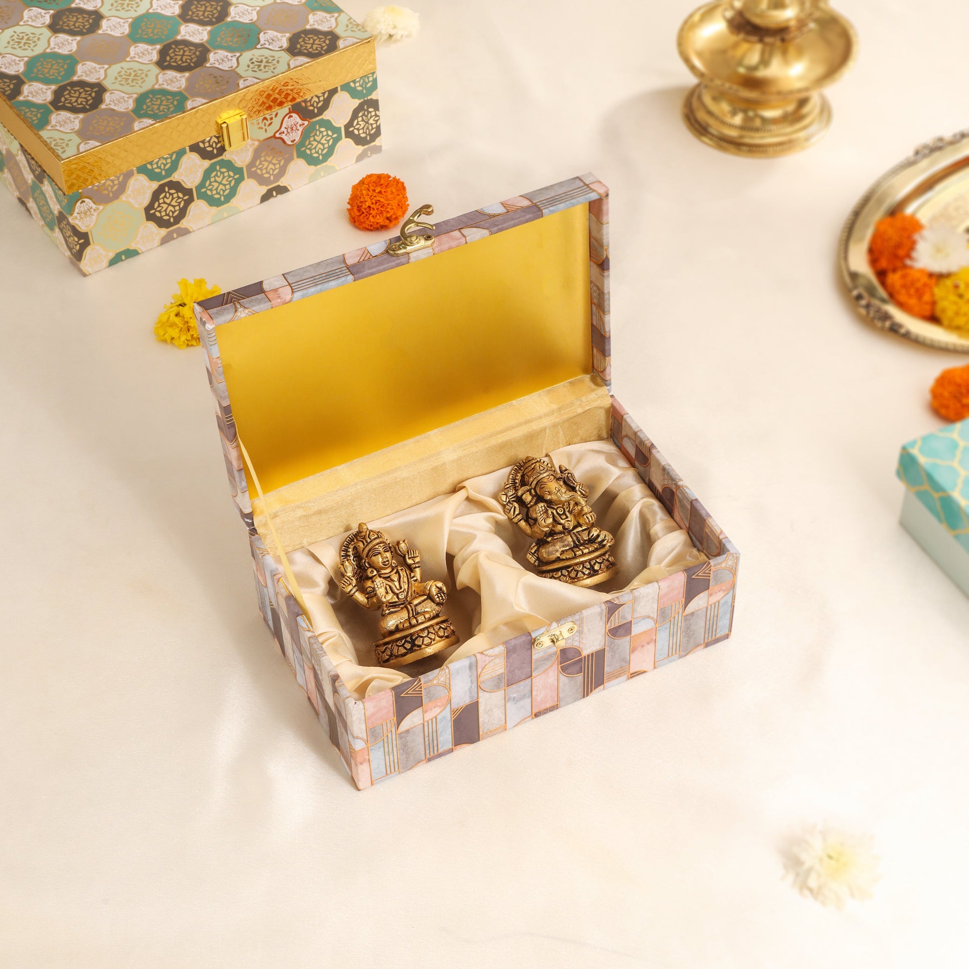 Brass Ganesha & Lakshmi Idol Corporate Festive Hamper