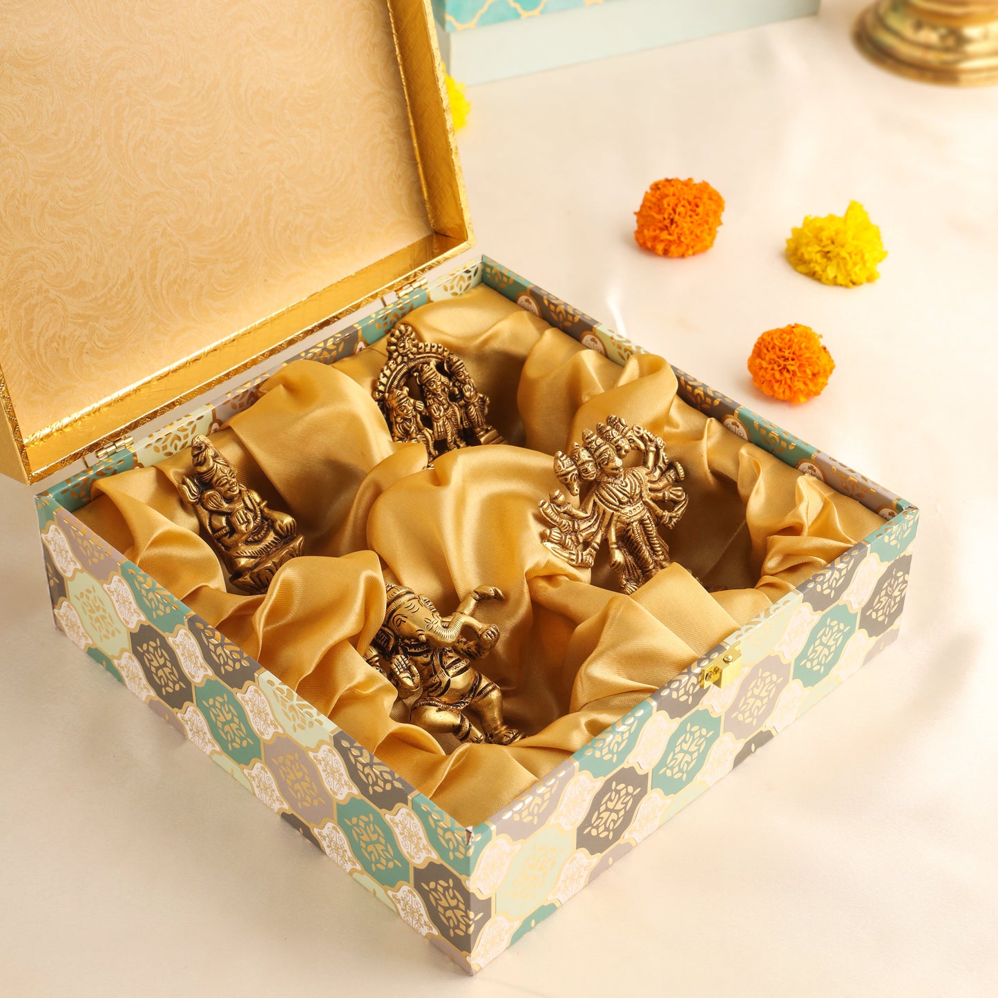 Brass Ganesha , Ram Darbar, Shiva & Hanuman Idol House Warming Gift Hamper