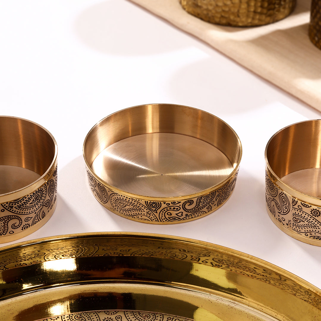 Brass Design Thali/Dinner Set (1.3 Kg)
