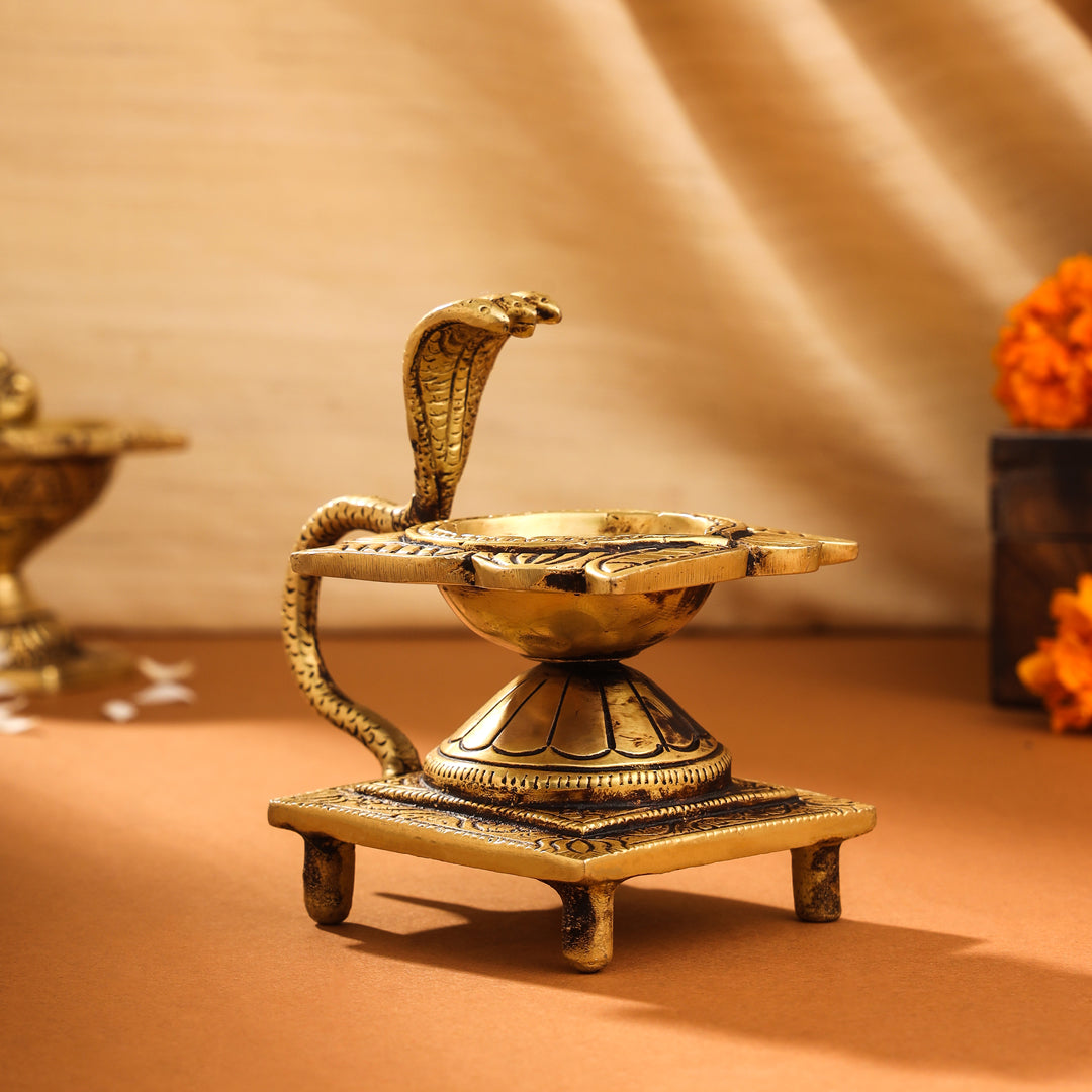 Brass Snake/Naag Tulsi diya (4 Inch)