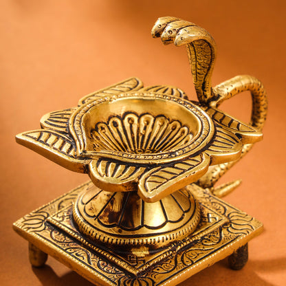Brass Snake/Naag Tulsi diya (4 Inch)
