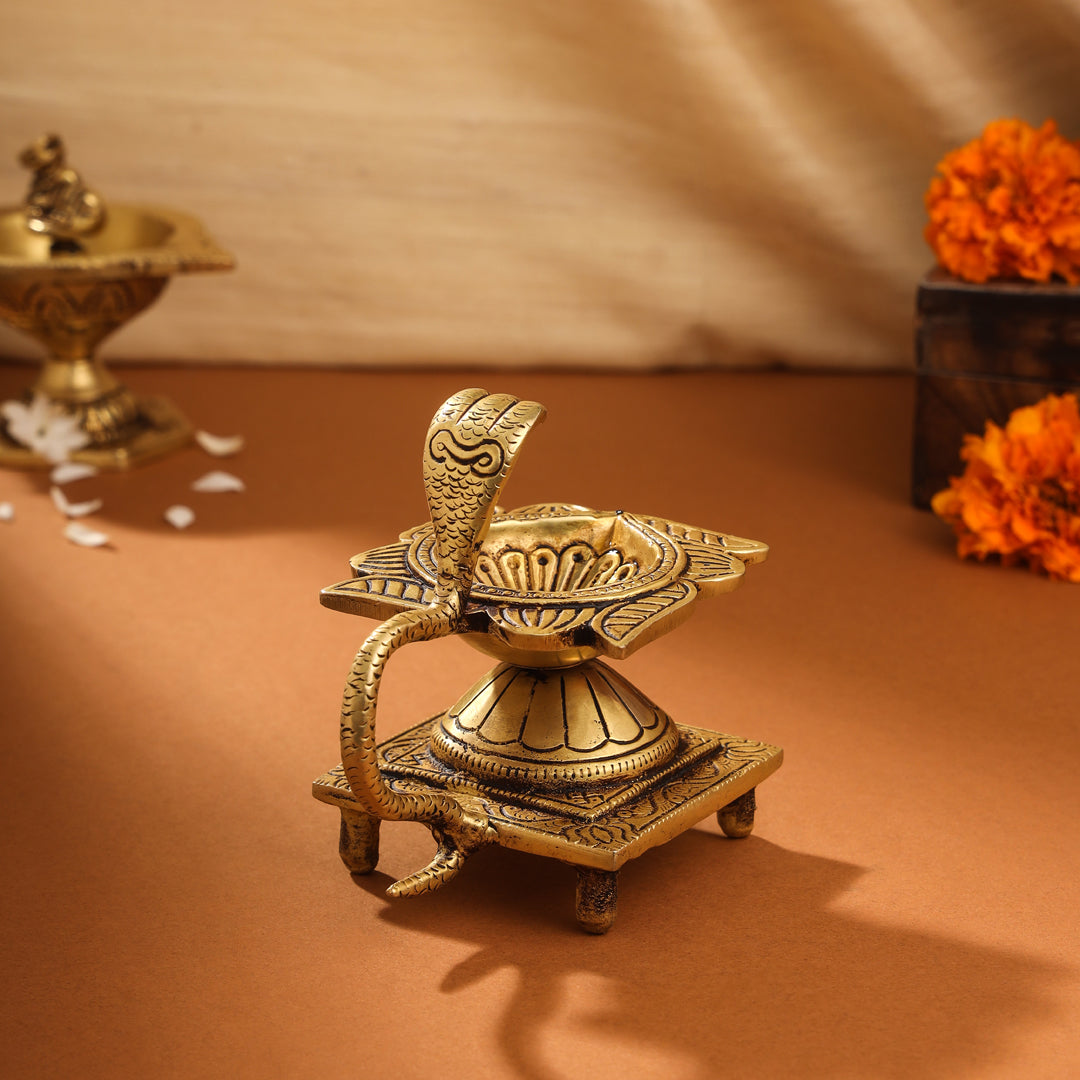 Brass Snake/Naag Tulsi diya (4 Inch)