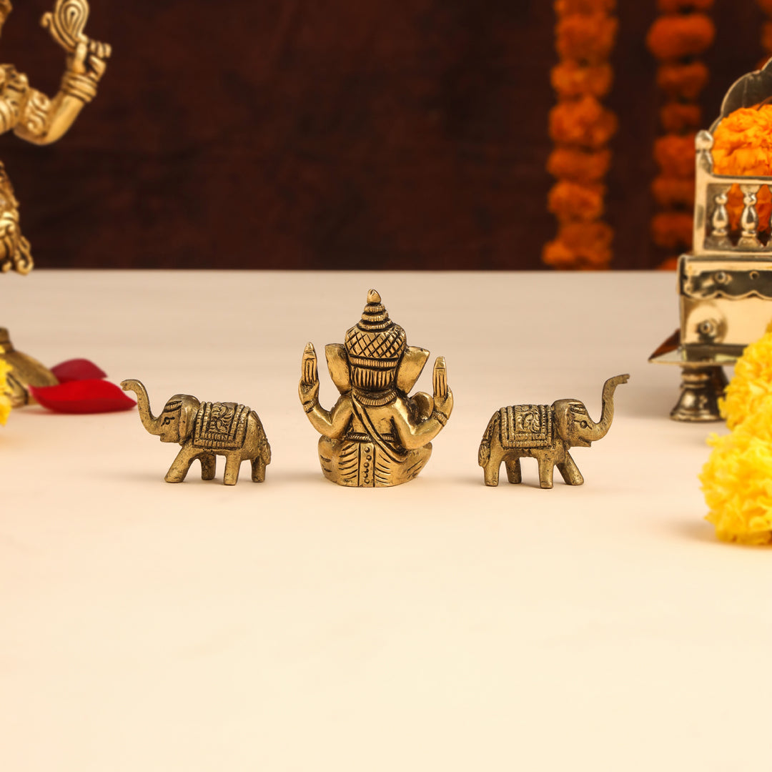 Brass Ganesha Idol With Elephants Combo