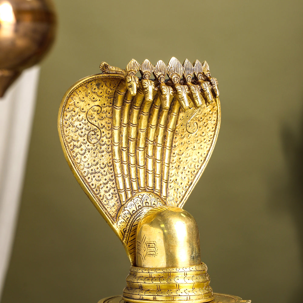 Brass Superfine Shivling/Shivlingam Idol (14 Inch)