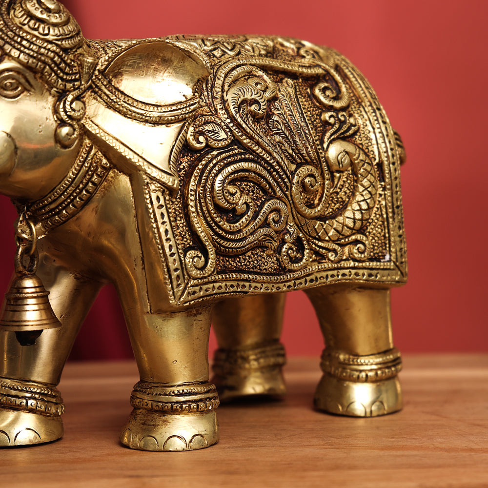 Brass Handcarved Elephant Statue (10 Inch)