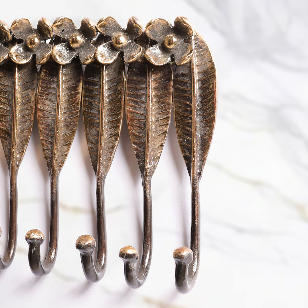 Brass Leaf Wall Key Hanger (6 Inch)