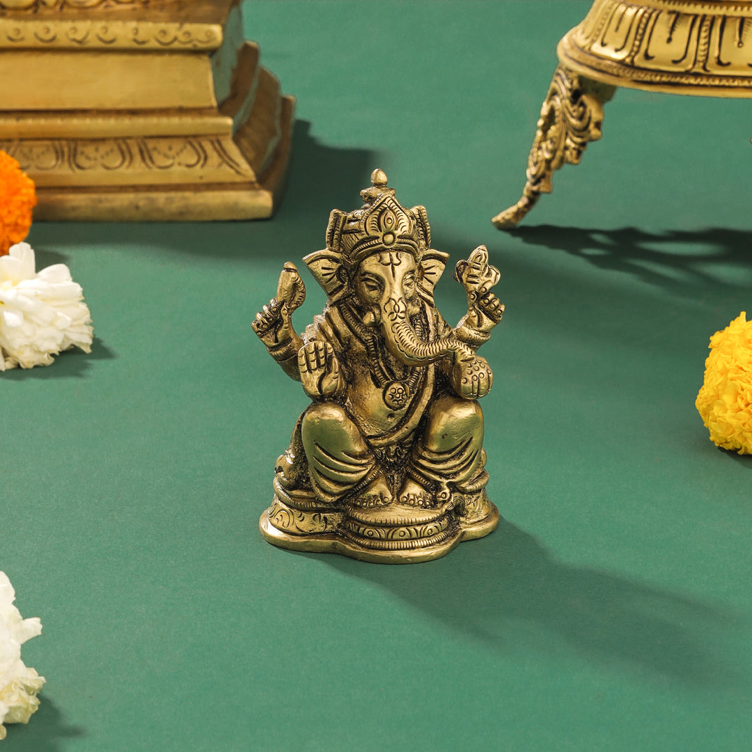 Brass Blessing Ganesha Idol (3.5 Inch)