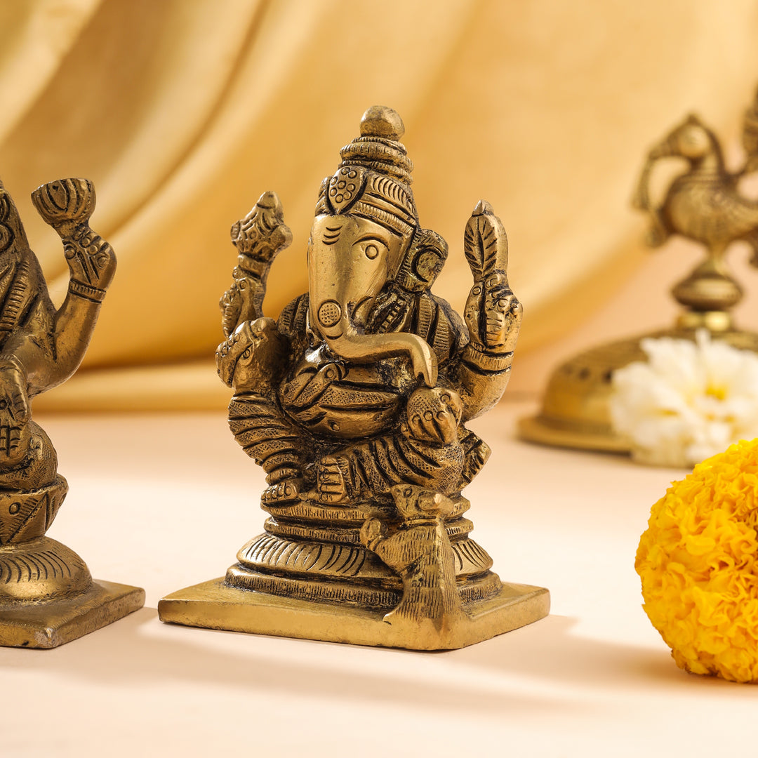 Brass Ganesha And Lakshmi Set Idol (3.5 Inch)