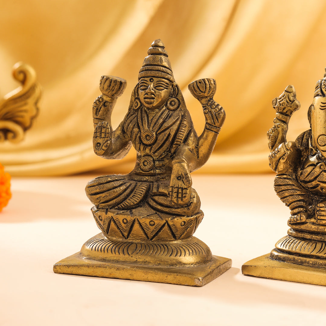 Brass Ganesha And Lakshmi Set Idol (3.5 Inch)