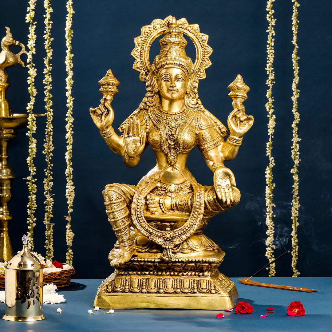 Brass Goddess Lakshmi Idol (30 Inch)