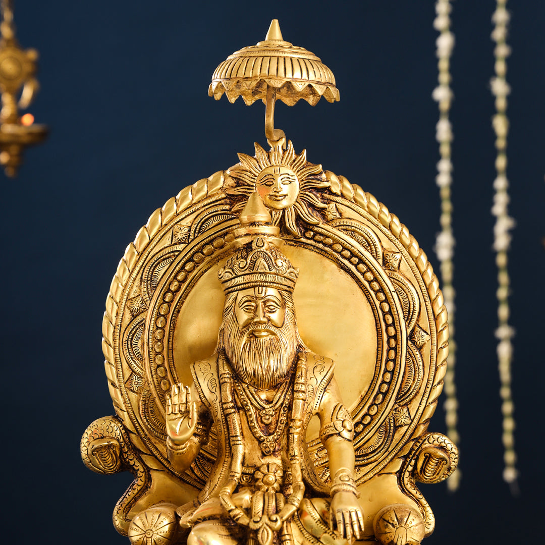 Brass Maharaja Agrasen On Throne (18.5 Inch)
