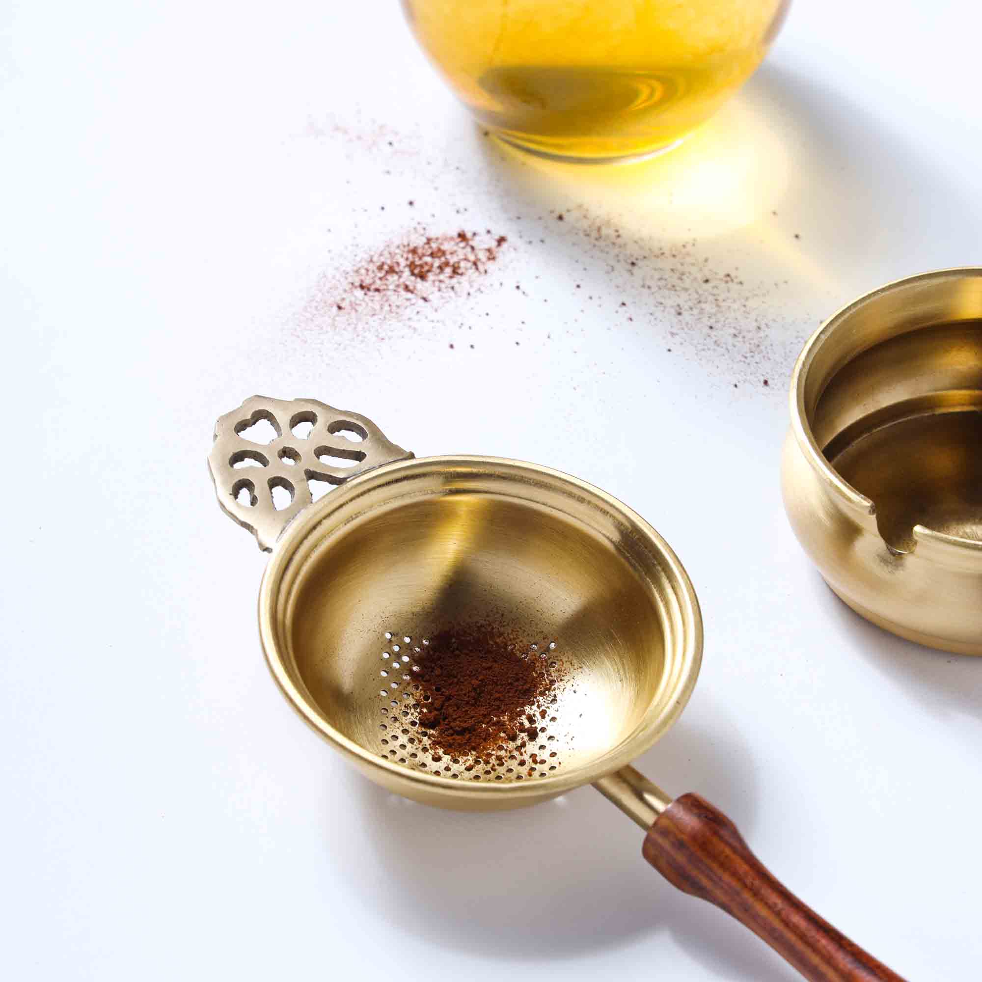 Brass Leaf Tea Strainer With Bowl (1.5 Inch)