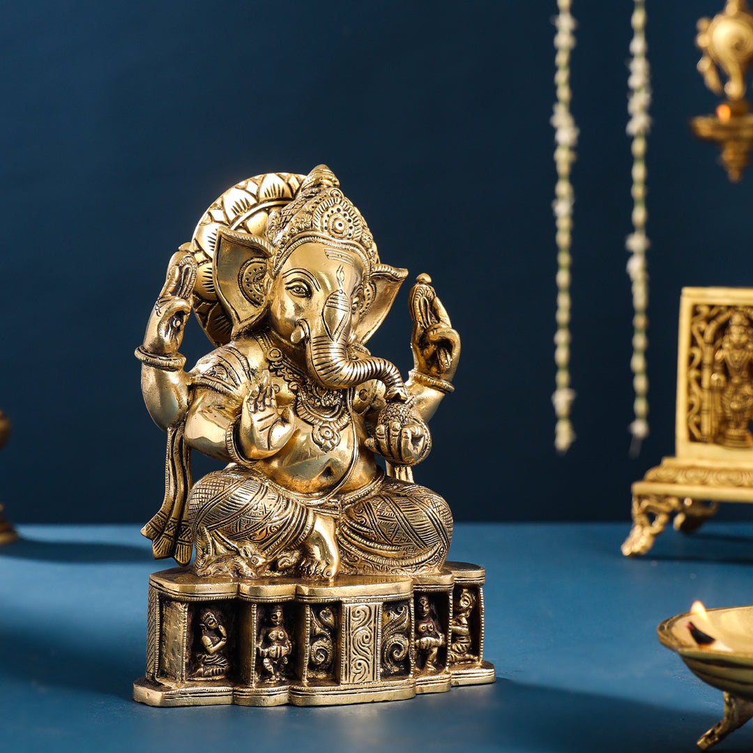 Brass Lord Ganesha Idol (8.7 Inch)