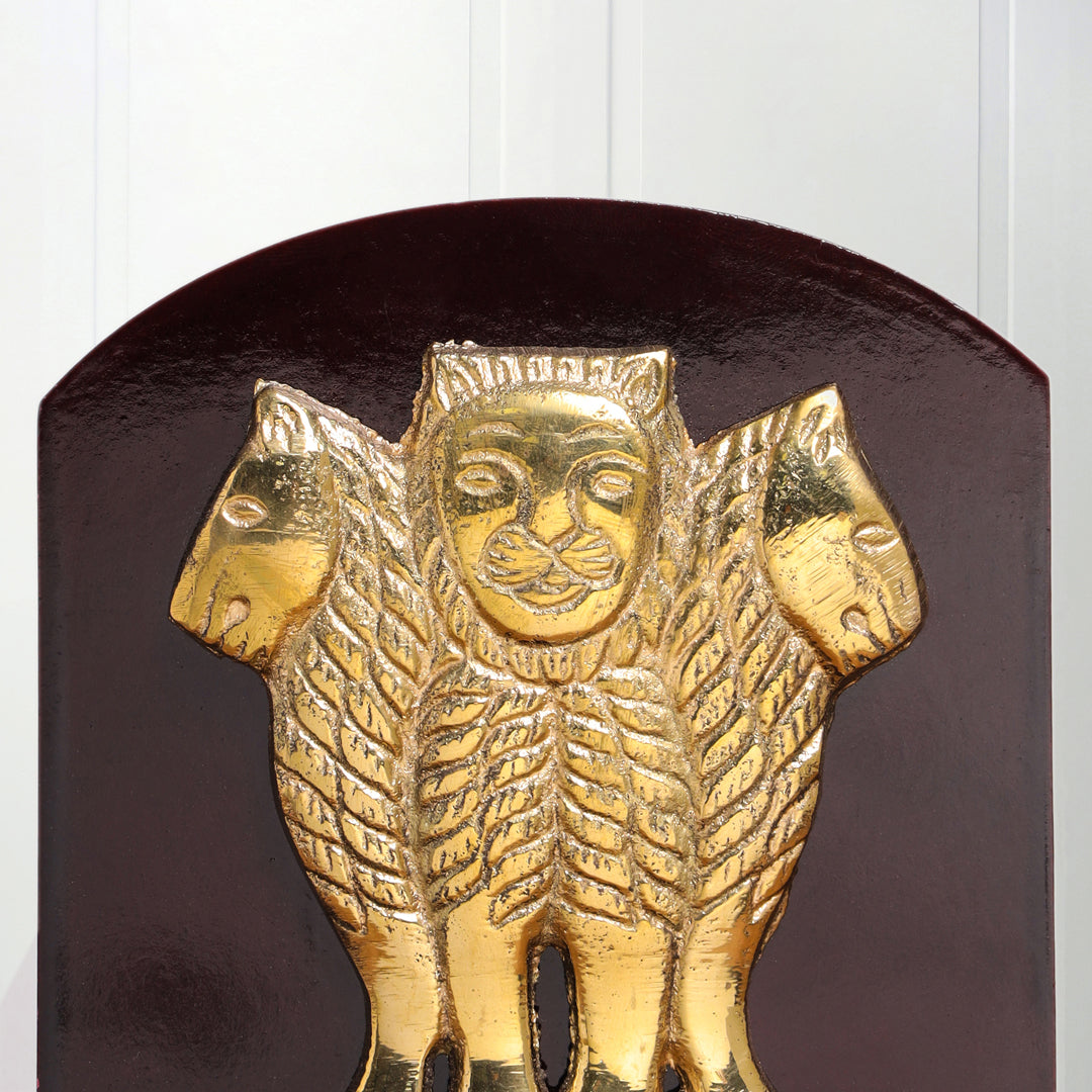 Ashok Stambh With Wooden Pannel