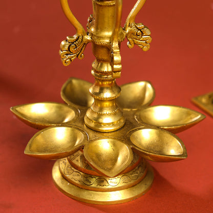 Brass Twelve Petal Peacock Long Lamp (20 Inch)