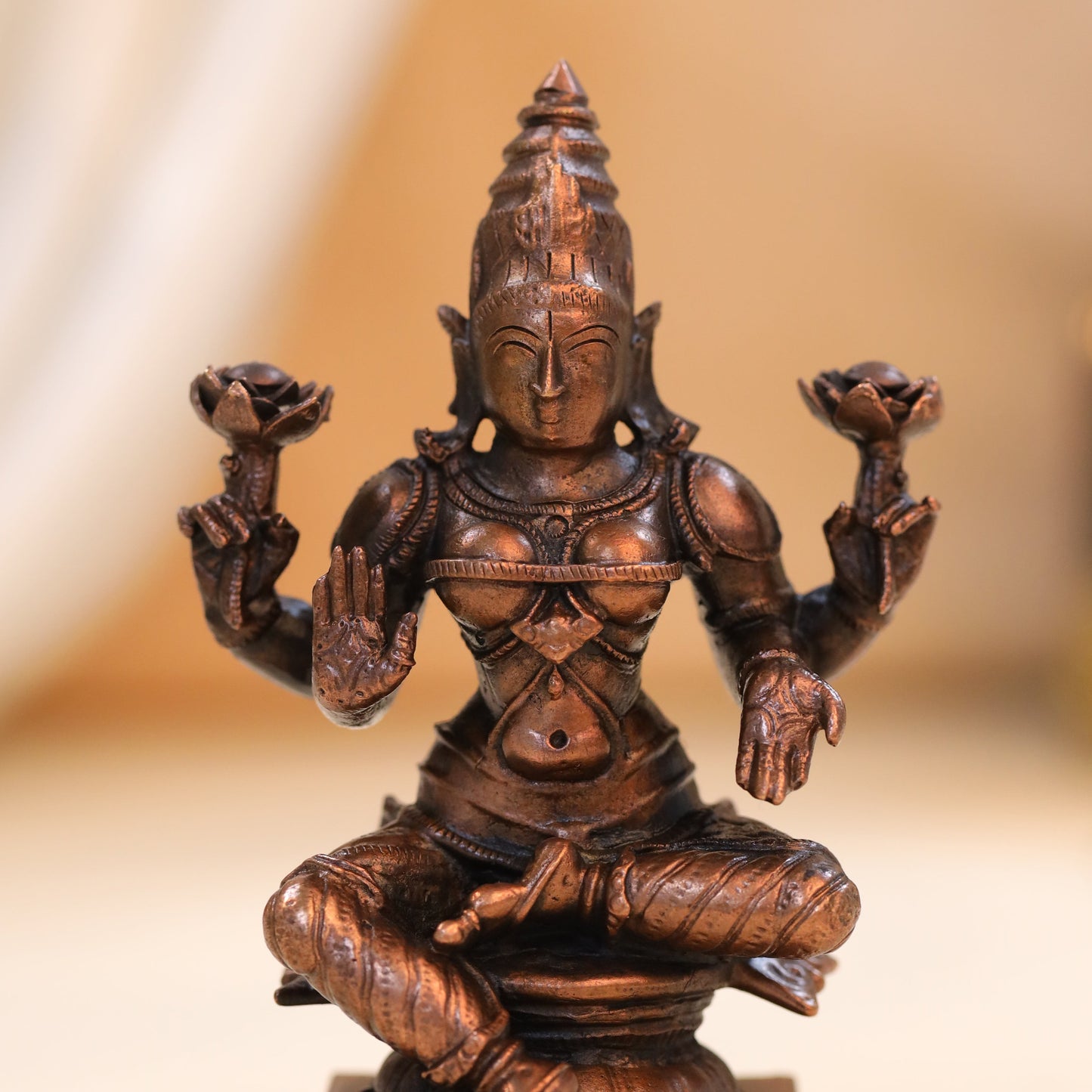 Copper Goddess Lakshmi Idol (4.5 Inch)