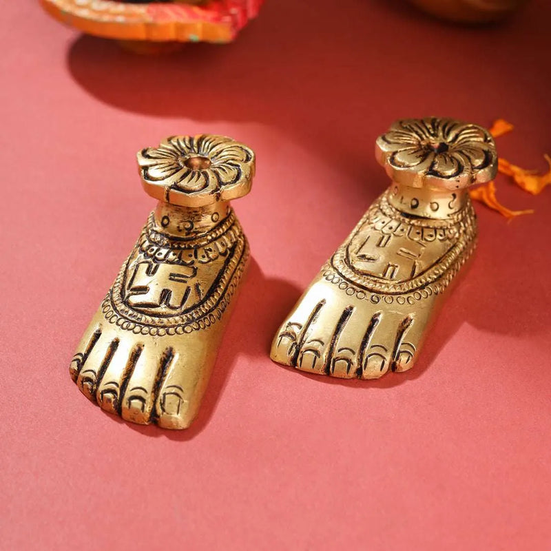 Brass Superfine Lakshmi Charan Paduka Set (1.2 Inch)