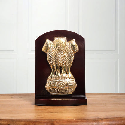 Ashok Stambh With Wooden Pannel