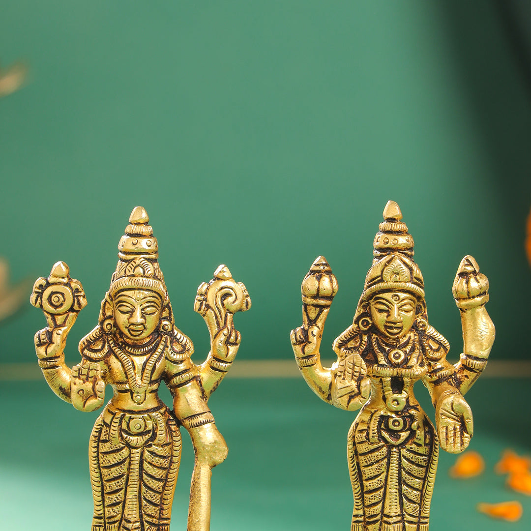 Brass Vishnu Lakshmi Set (4.5 Inch)