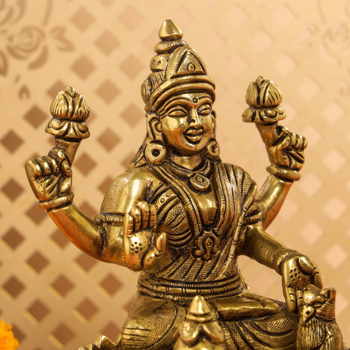Brass Superfine Lotus Goddess Lakshmi Idol (5.5 Inch)
