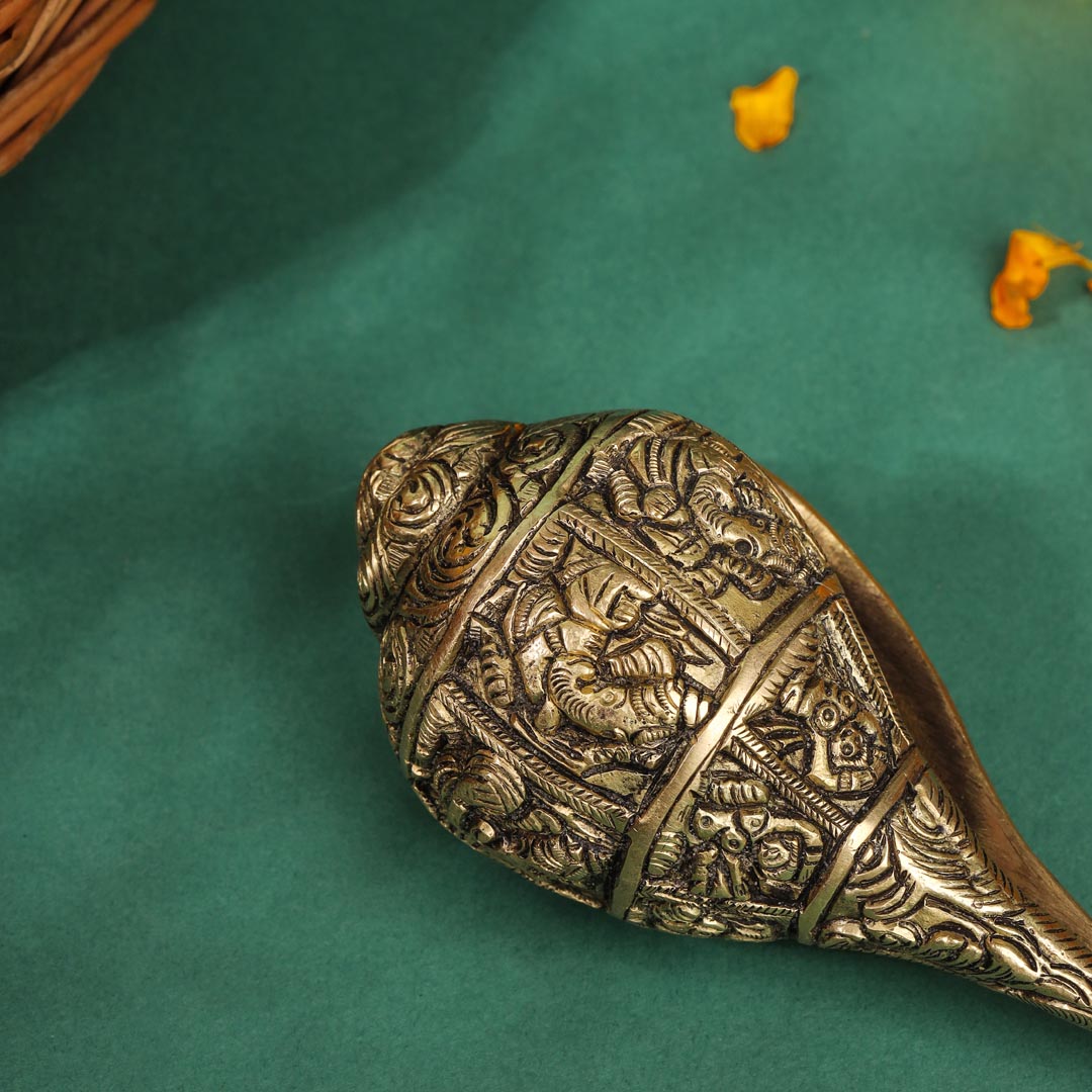 Brass Lord Ganesha Conch (2.2 Inch)
