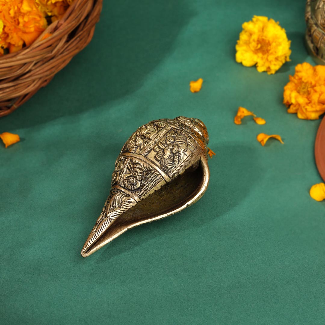 Brass Lord Ganesha Conch (2.2 Inch)