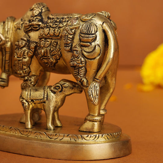 Brass Kamdhenu Cow With Calf Idol (3.5 Inch)