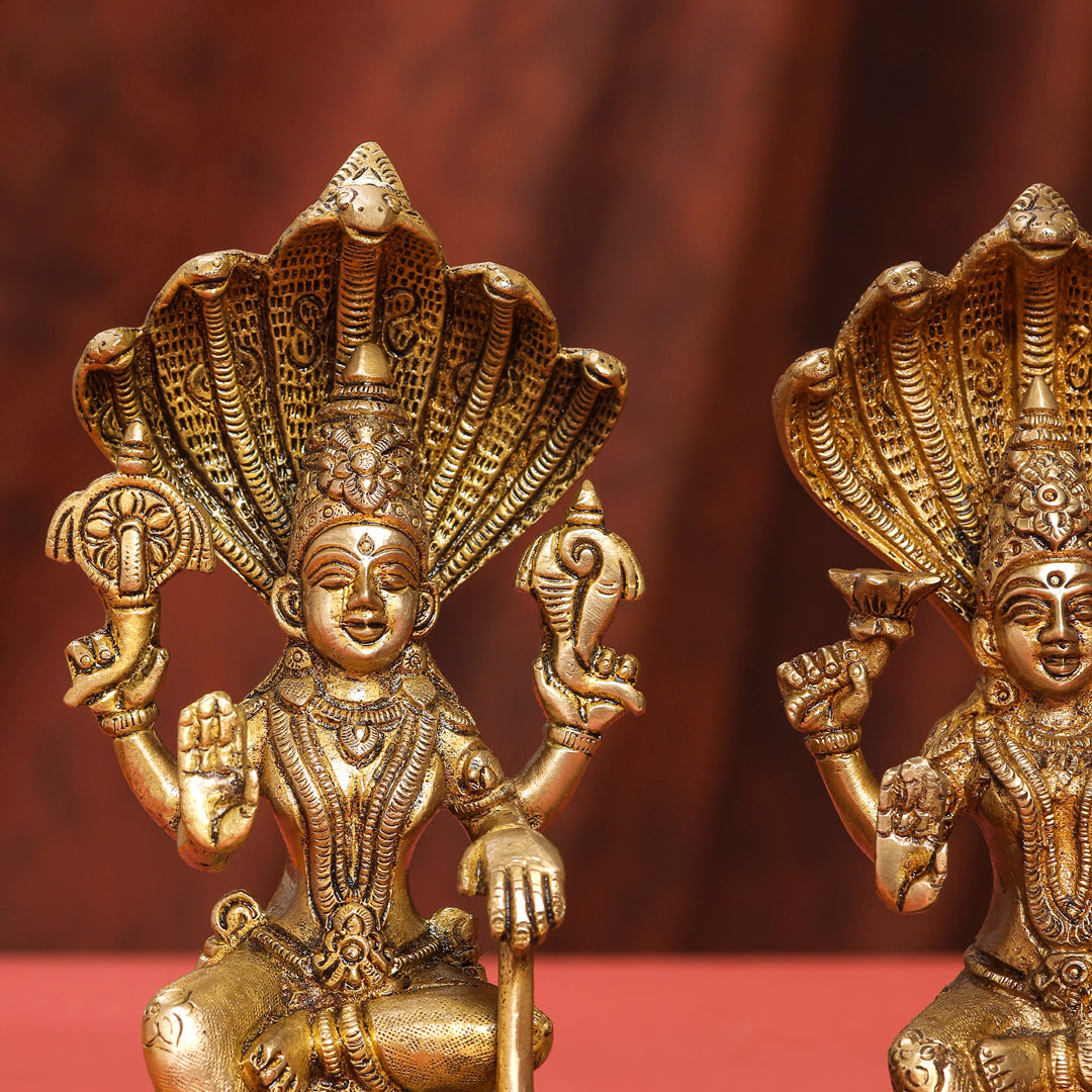 Brass Sitting Vishnu Lakshmi Set (8.5 Inch)