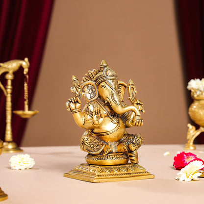 Brass Superfine Lord Ganesha Idol (7.5 Inch)