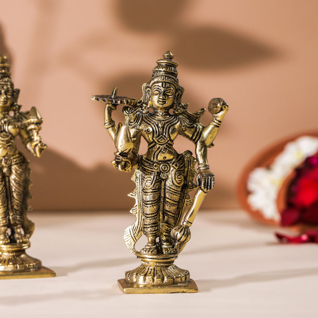 Brass Vishnu Lakshmi Set (6 Inch)