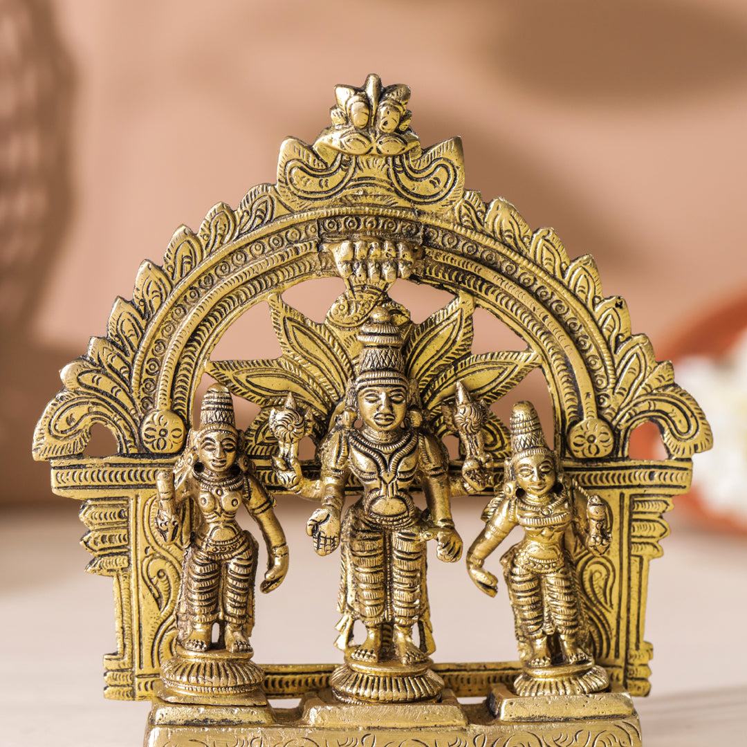 Brass Lord Balaji With Sri Devi And Bhudevi With Prabhavali (5.5 Inch)