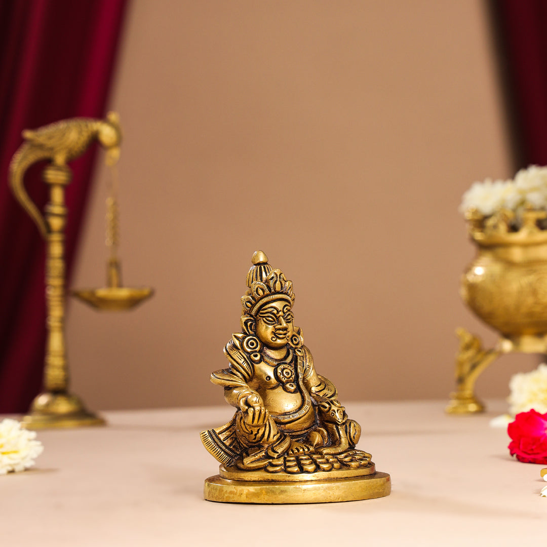 Brass Superfine Kuber Idol (4 Inch)