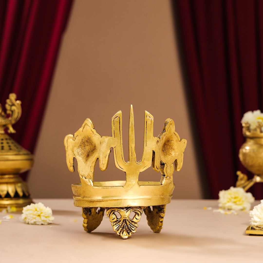 Brass Shankh Chakra Namah Diya (5 Inch)