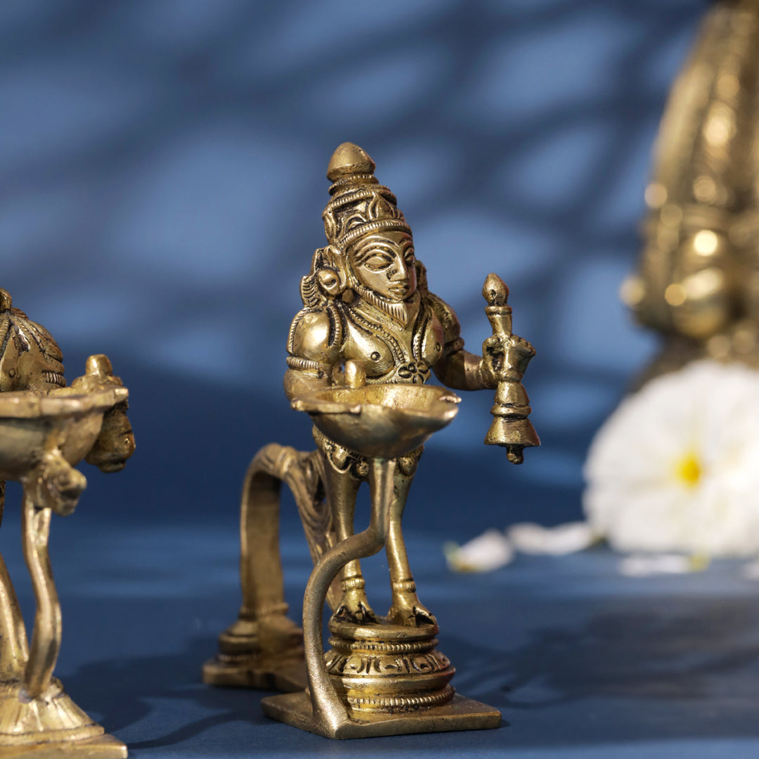 Brass Aarti Diya With Handle