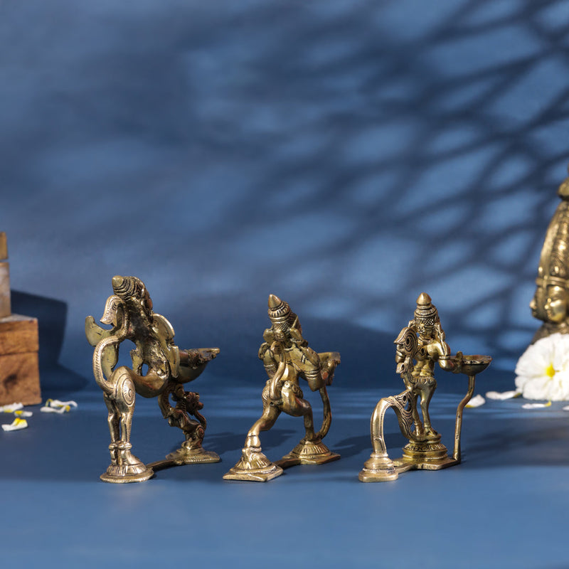Brass Aarti Diya With Handle