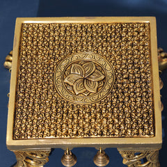 Brass Superfine Chowki With Hanging Bells (7")