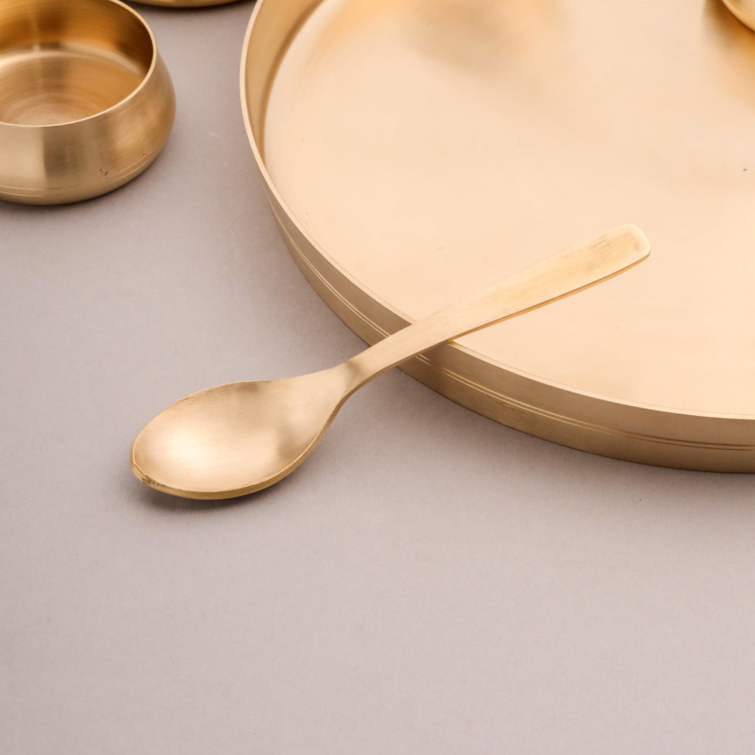 Brass Matt Thali/Dinner Set (2 Kg)
