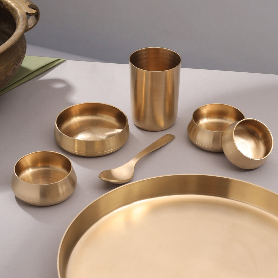 Brass Matt Thali/Dinner Set (2 Kg)