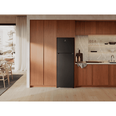 Electrolux 700 Series 341 Litres 1 Star Frost Free Double Door Refrigerator with AI AutoSense (ETM3400L-B, Matt Charcoal Black)