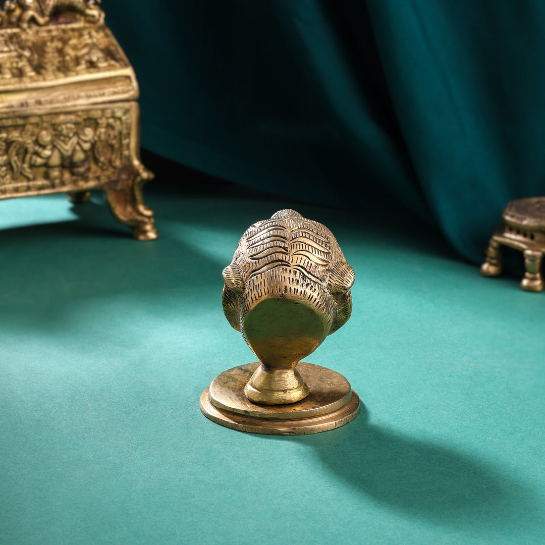 Brass Lion Head On plate (3 Inch)