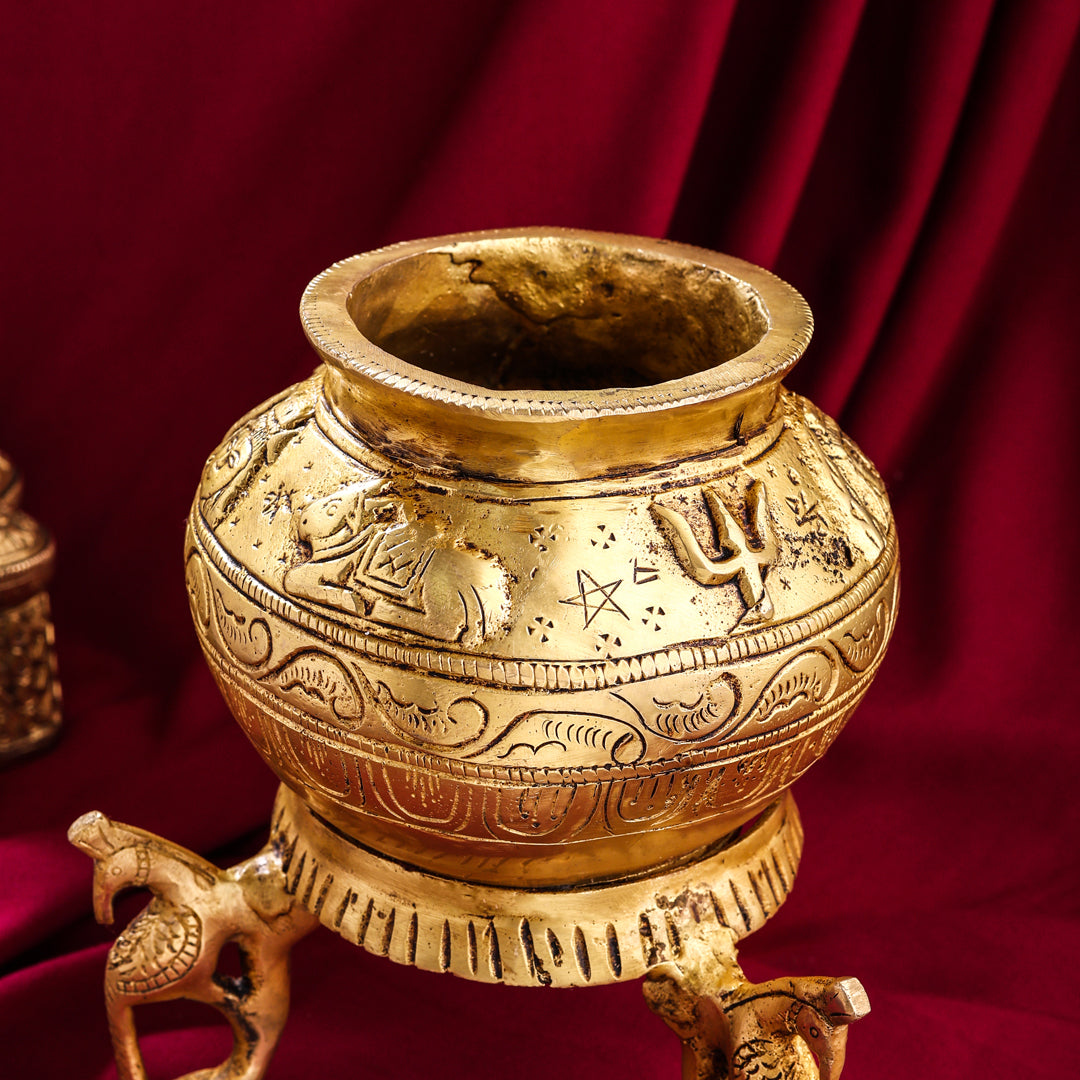 Brass Gangla Kalash With Stand (8 Inch)