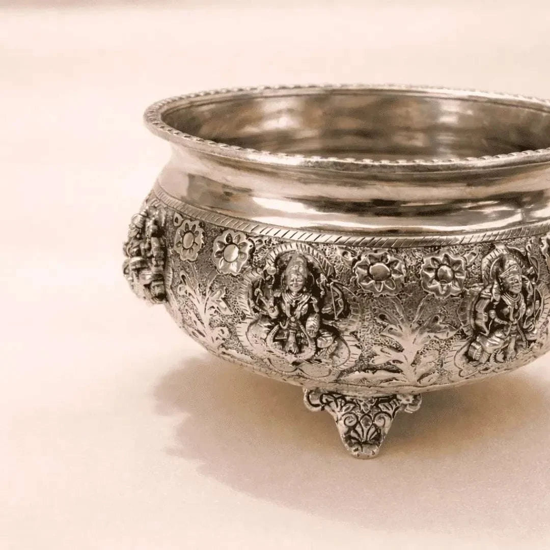 German Silver Ashtalakshmi Urli (4 Inch)