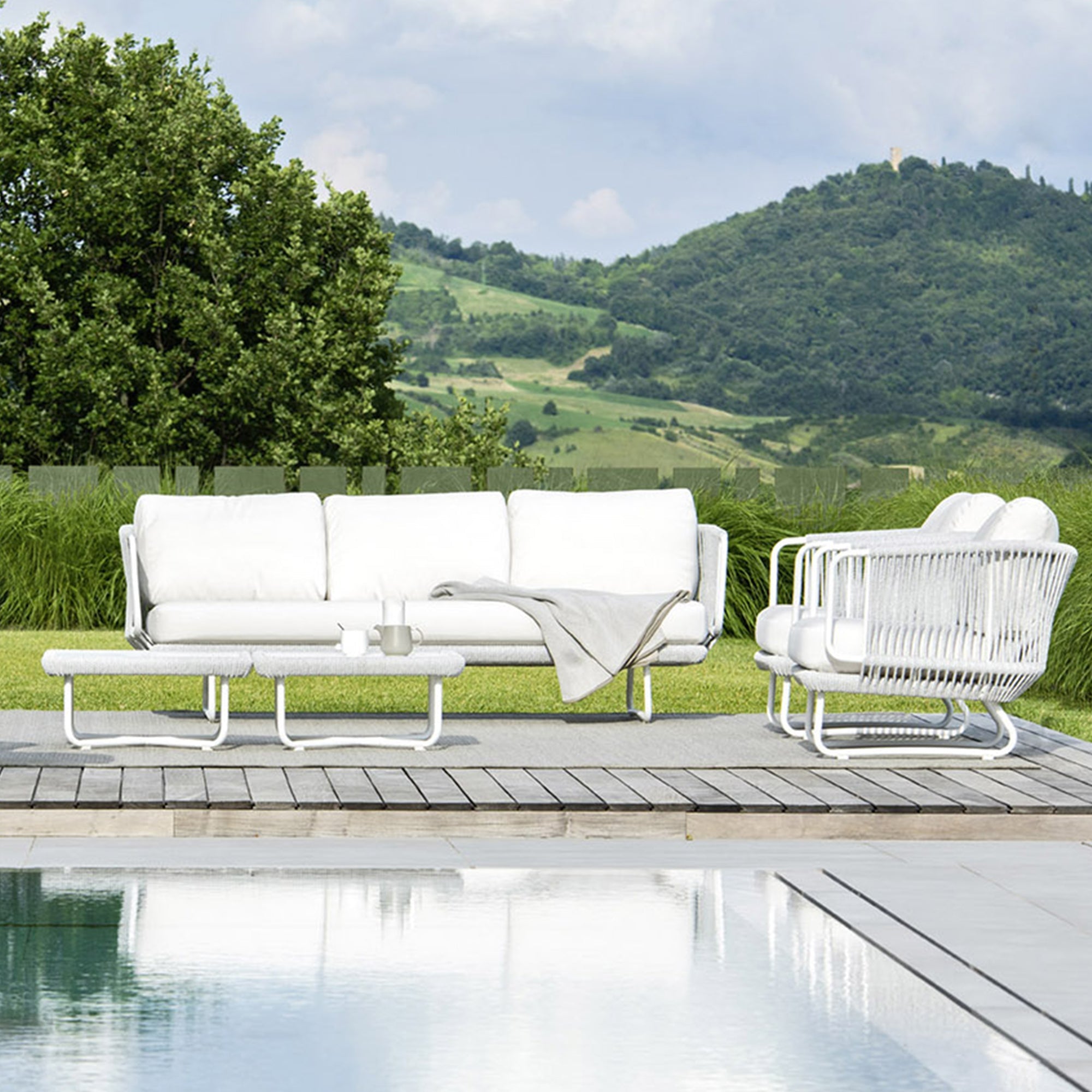 Astor Outdoor Garden Balcony Sofa Set 3 Seater , 2 Single Seater and 1 Center Table Set Braid & Rope (Grey-Off White)
