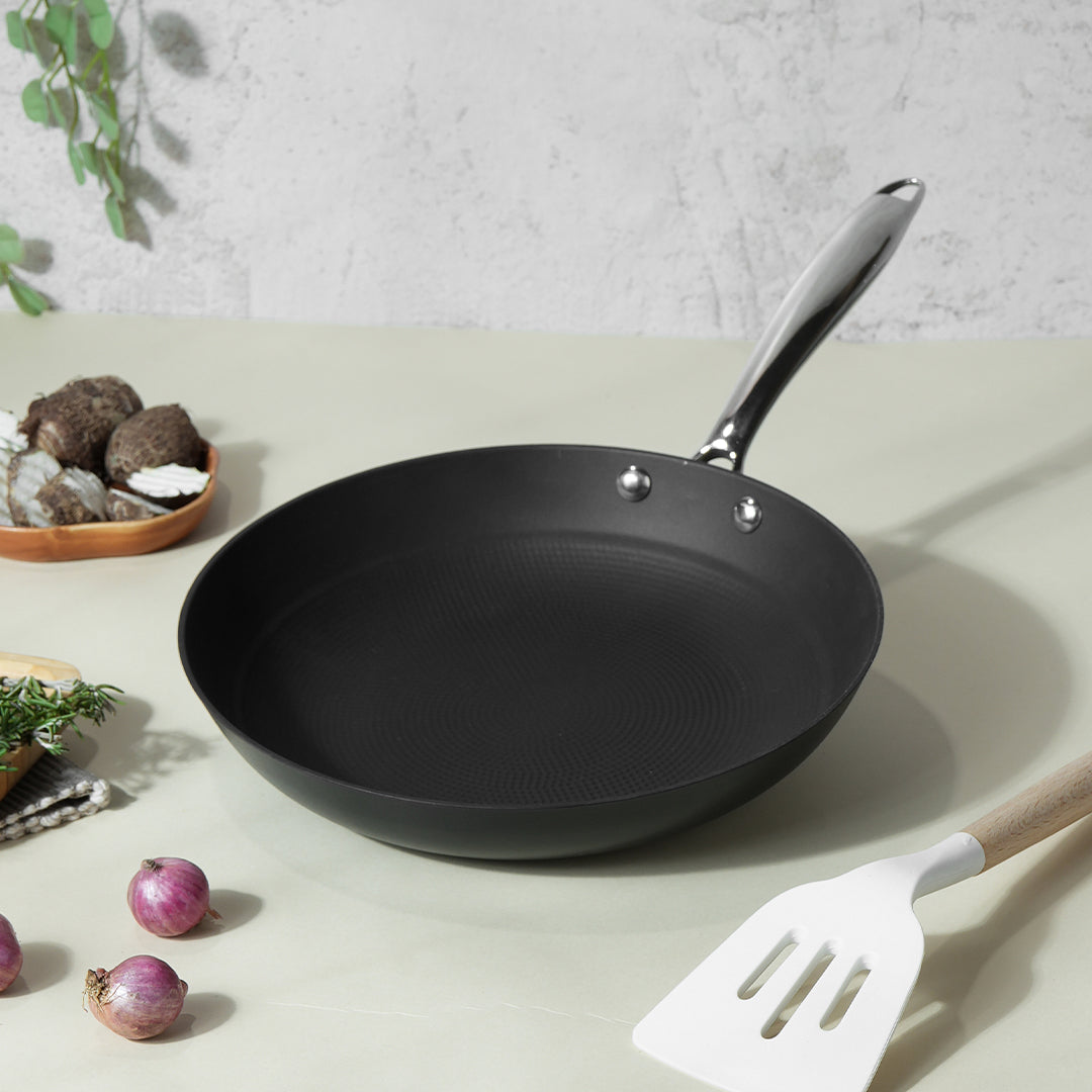 Vinod Ferona Cast Iron Frypan