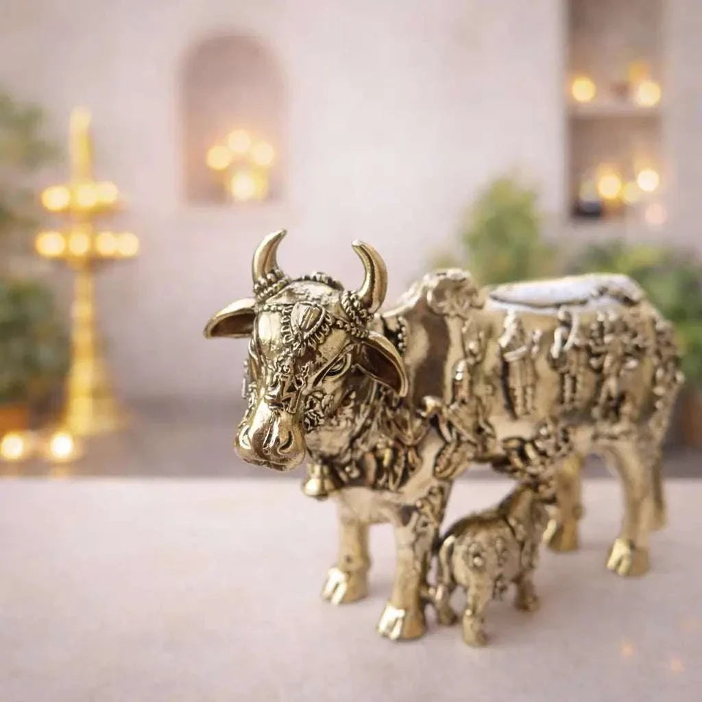 Brass Lightweight Kamdhenu Cow With Calf Idol (4 Inch)